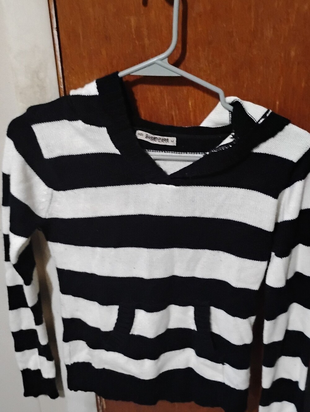 Excellent Condition Late 90s/ Early Y2k Black & White Striped Hooded Sweater